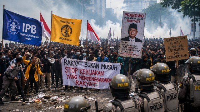 BEM UI Siap Kepung Bundaran HI Bawa 8 Tuntutan Kritis, Desak Evaluasi Total Program Pemerintahan Prabowo-Gibran!