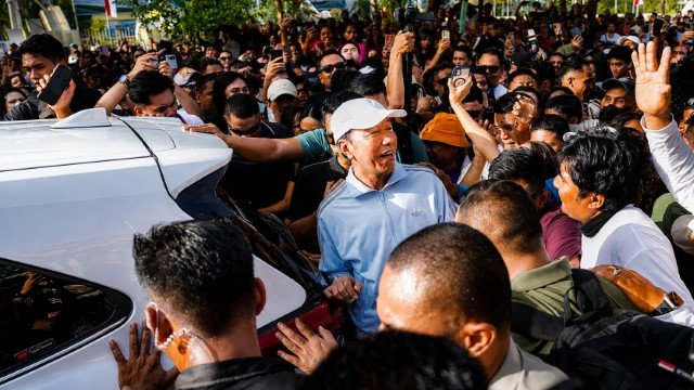 Ekonom Senior Anthony Budiawan: Jokowi Membeli Orang-Orang untuk Mendukungnya, Kelakuannya Persis Penjajah!
