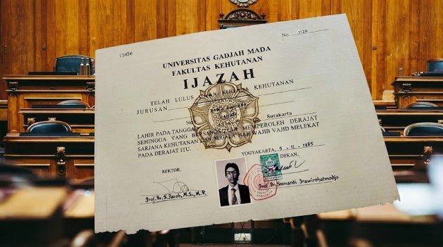 Fakta Baru Skripsi Jokowi! Senat Kehutanan UGM Akhirnya Bongkar Misteri Mesin Ketik dan Sampul Dokumen