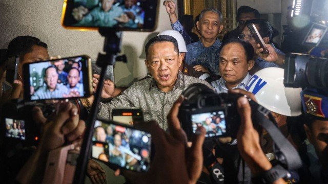 Pengacara Ungkap ‘9 Kejanggalan’ Penanganan Kasus Eks Jampidsus Febrie Adriansyah