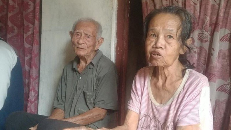 Ya Ampun! Lansia di Pekalongan Dicoret Bansos Dituduh Judol, Padahal Tak Punya HP