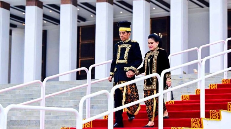 Jejak Digital Kembali Diungkit Publik! Pengakuan Lama Jokowi Soal Istri Tak Lulus Kuliah Bikin Gelar Akademik Iriana Mendadak Disorot