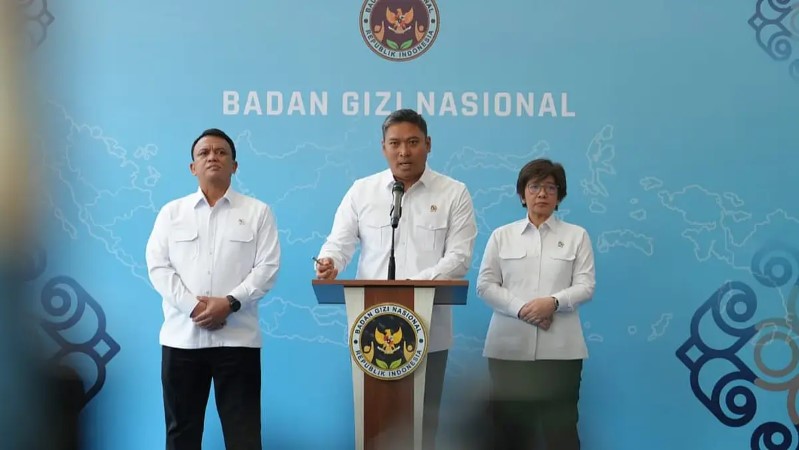 Kepala BGN Sudaryono Sebut Program MBG Nggak Ada Masalah Guru, Ortu, hingga Wartawan Bikin Gaduh!