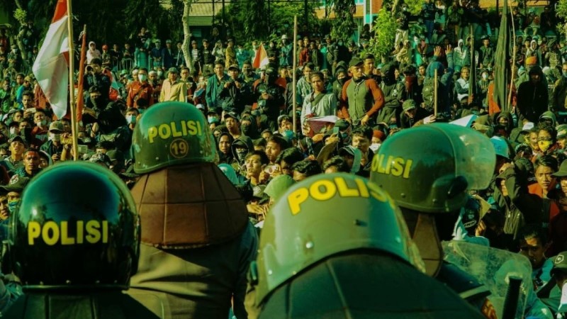 Pengakuan Bikin Geger! Eks Komandan Antiteror Ungkap 4000 Polisi Disiapkan ‘Bentrok’ dengan Mahasiswa dan Warga