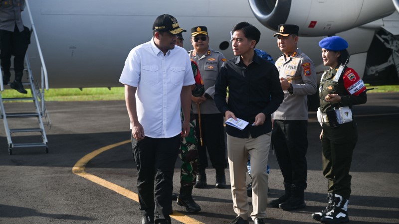 Respons Bobby Nasution Soal Polemik Ijazah Gibran Saran Saya Sekalian Permasalahkan Sarjananya!