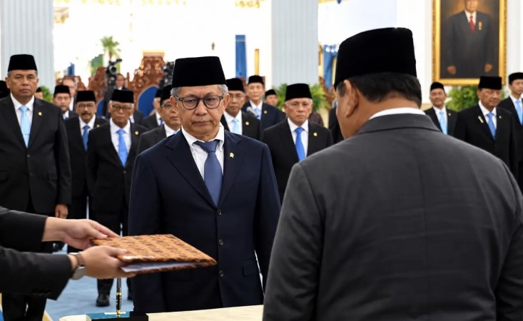 Rocky Gerung Jabat Wantimpres, Pengamat: Ucapan Prabowo Pakar-Pakar Pintar Menjadi ‘Goblok’ Kini Terbukti!