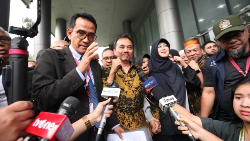 Syahganda Nainggolan Bongkar Cerita di Balik 'Lobi Senyap' ke Orang Dekat Prabowo Demi Roy Suryo dan Dr Tifa