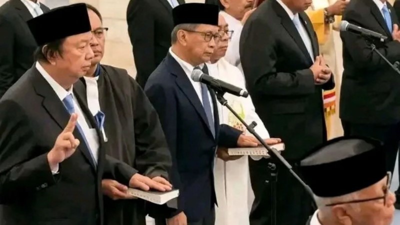 Titik Terang Misteri Agama Rocky Gerung Akhirnya Terungkap!